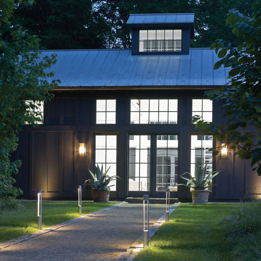 Hinkley Atlantis 550 -Lumens 8 -Watt Titanium Line voltage Hardwired LED Outdoor Path Light ( 3000-K )